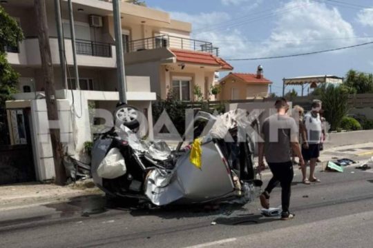 Δύο γυναίκες νεκρές σε τροχαίο δυστύχημα στη Ρόδο - Τρία άτομα στο νοσοκομείο